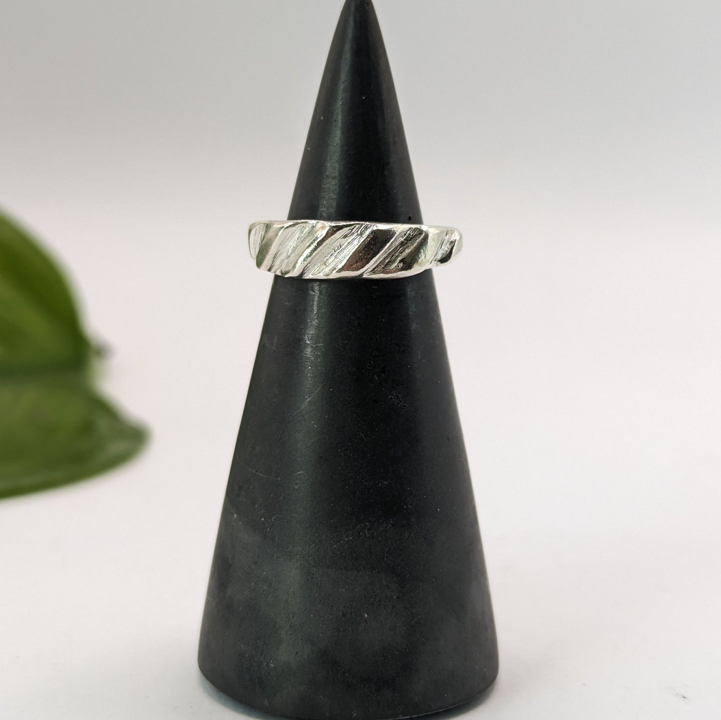 Ring | Flow