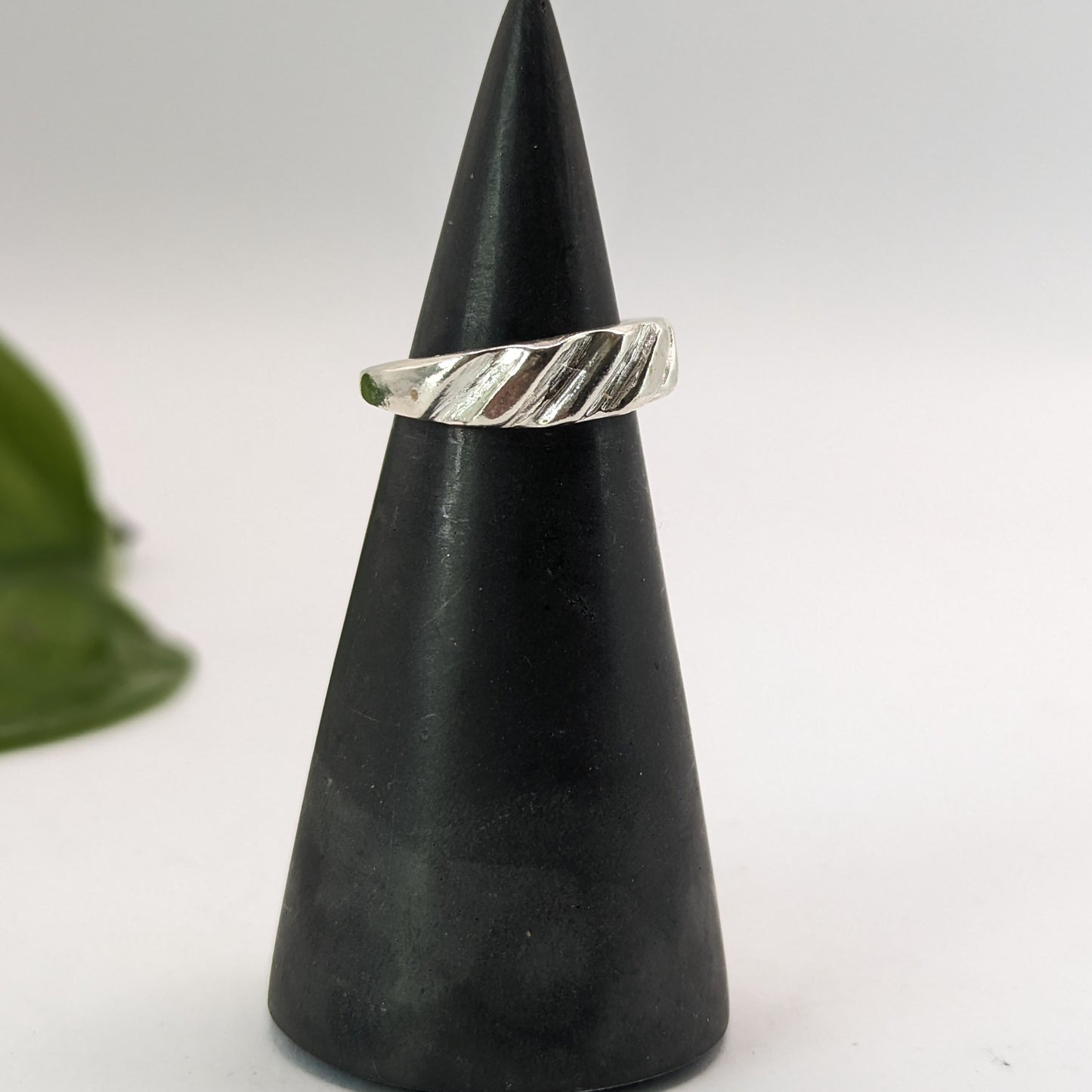 Ring | Flow