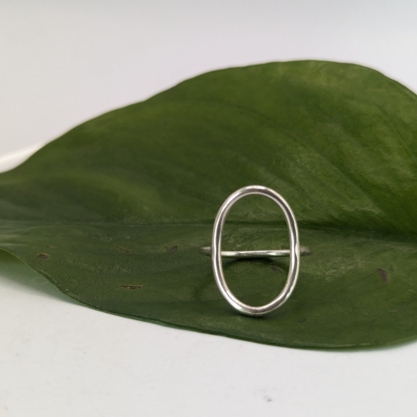 Ring | Oval