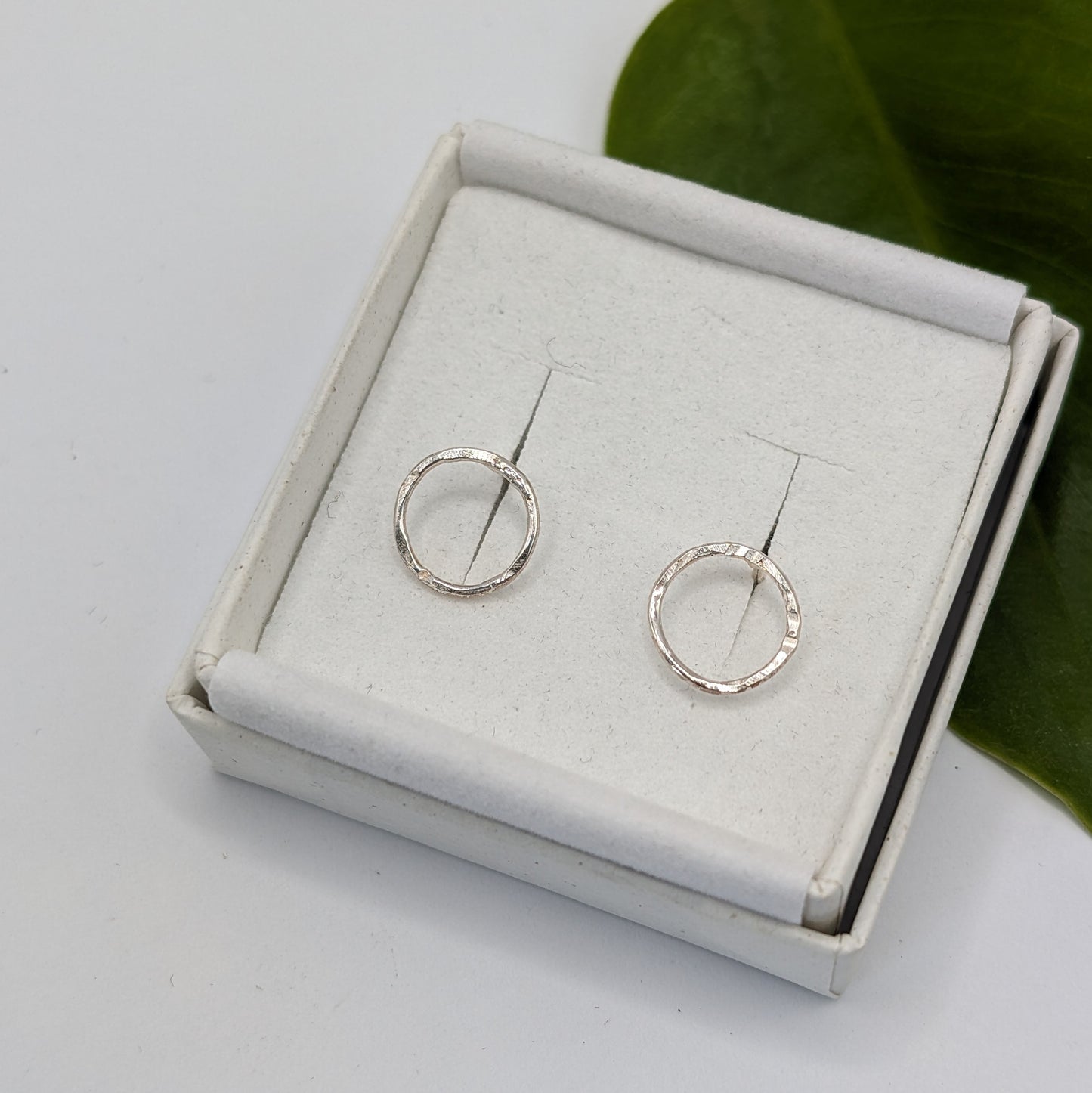 Studs | Karma 2