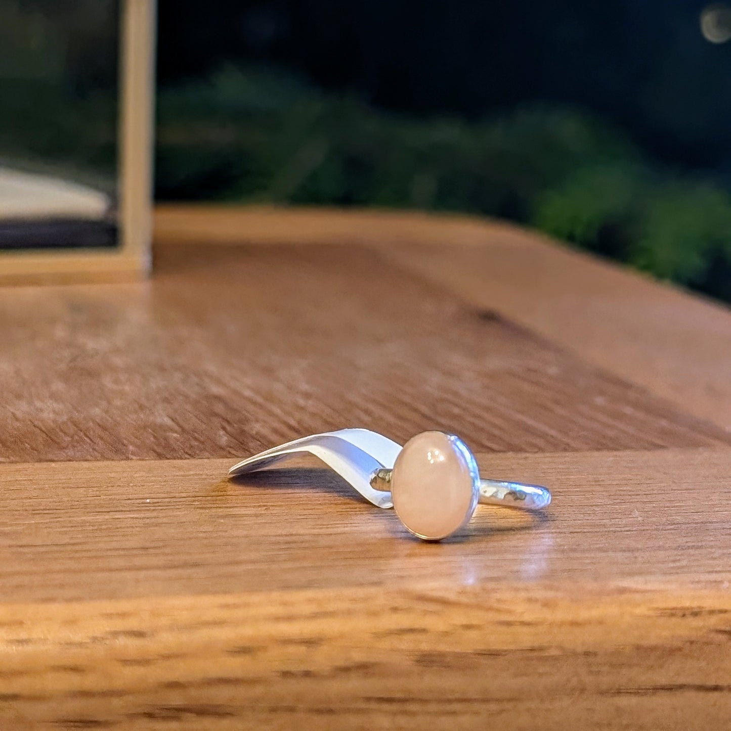 Oval Rose Quartz Ring