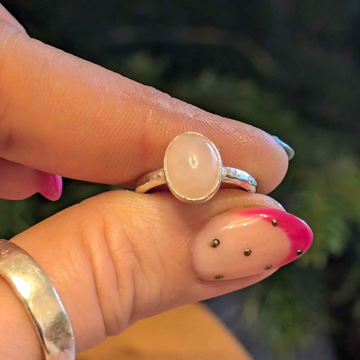 Oval Rose Quartz Ring