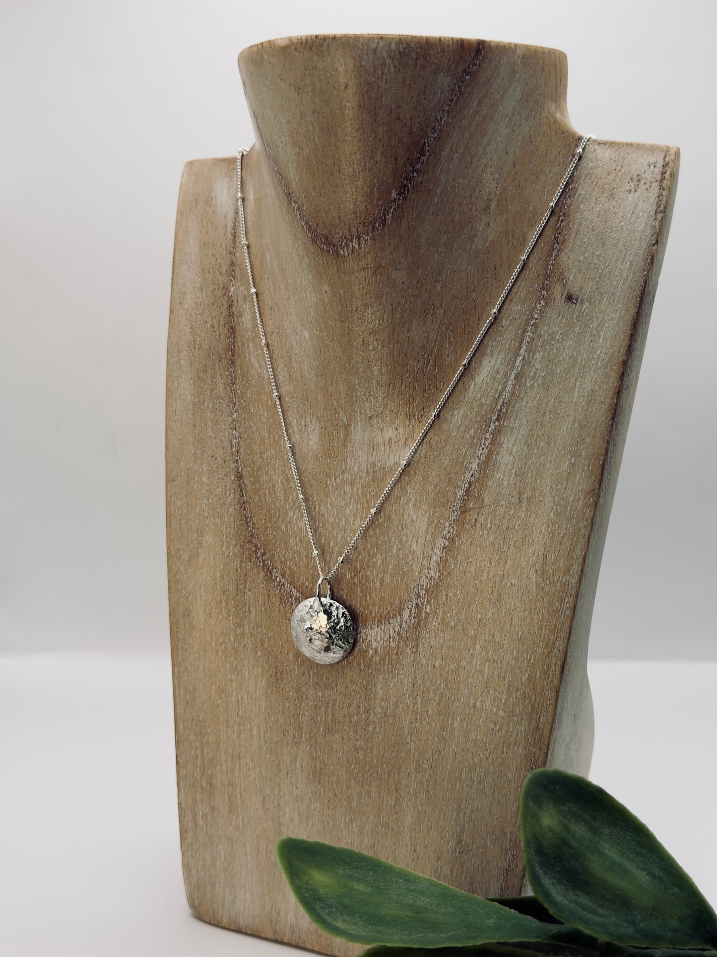 Necklace | Mini Moon