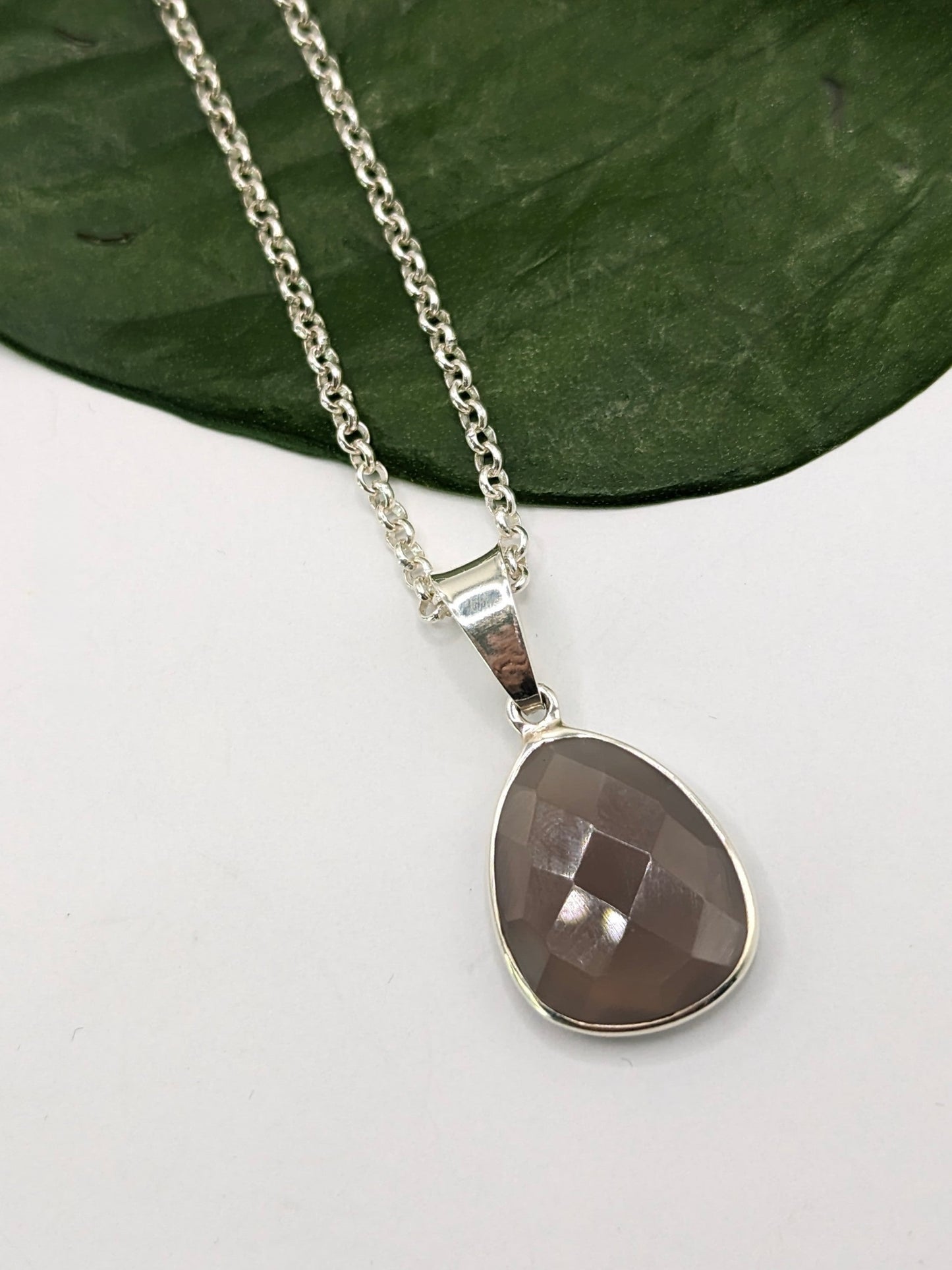 Necklace | Grey Moonstone