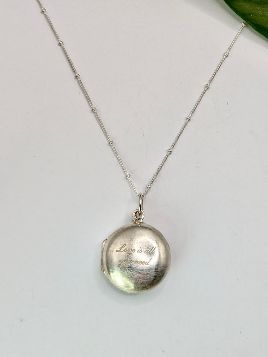 Necklace | Love is all you need