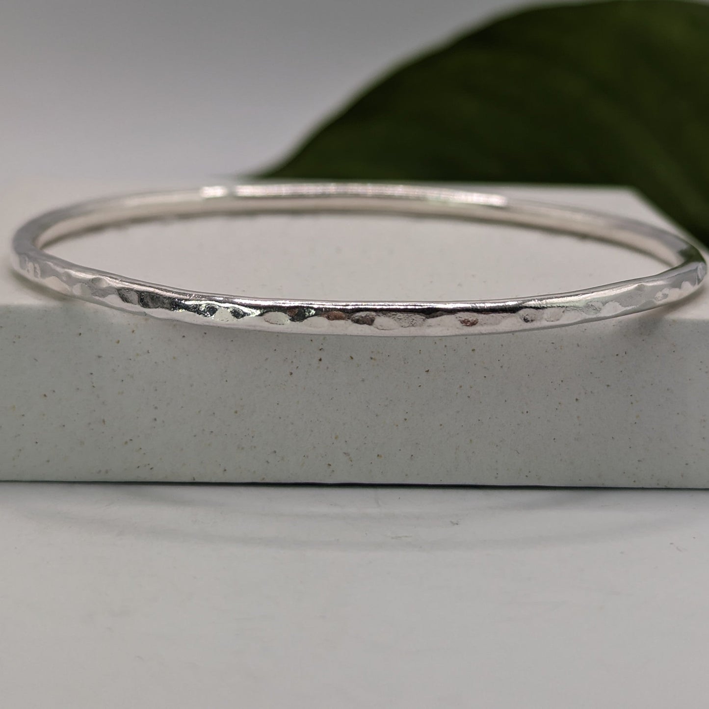 Bangle  |  Midi Stacker.